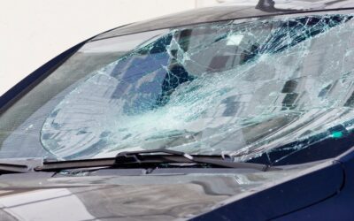 The Hidden Dangers of Driving With A Cracked Windshield
