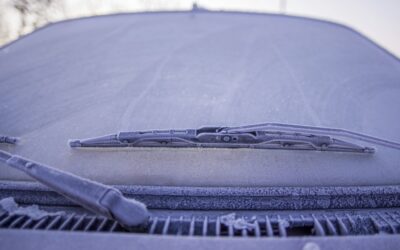 Top 5 Winter Habits That Damage Your Windshield Without You Realizing It