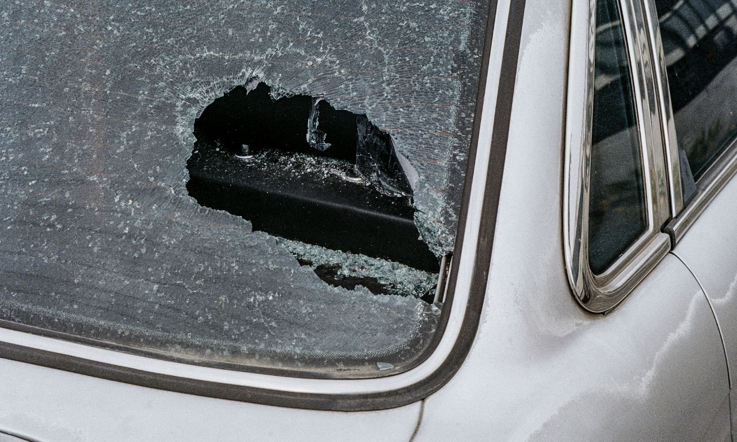 Back Glass Replacement in Port Orchard: Reliable, Full-Service Auto Glass You Can Trust