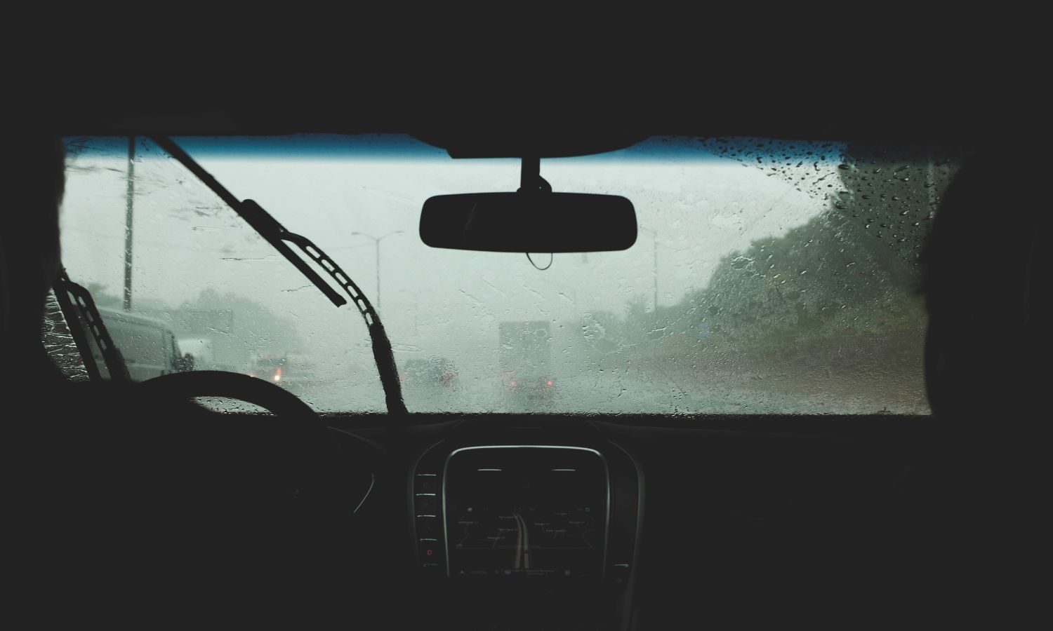 Windshield Replacement in Fort Lewis: Professional Auto Glass Service You Can Rely On